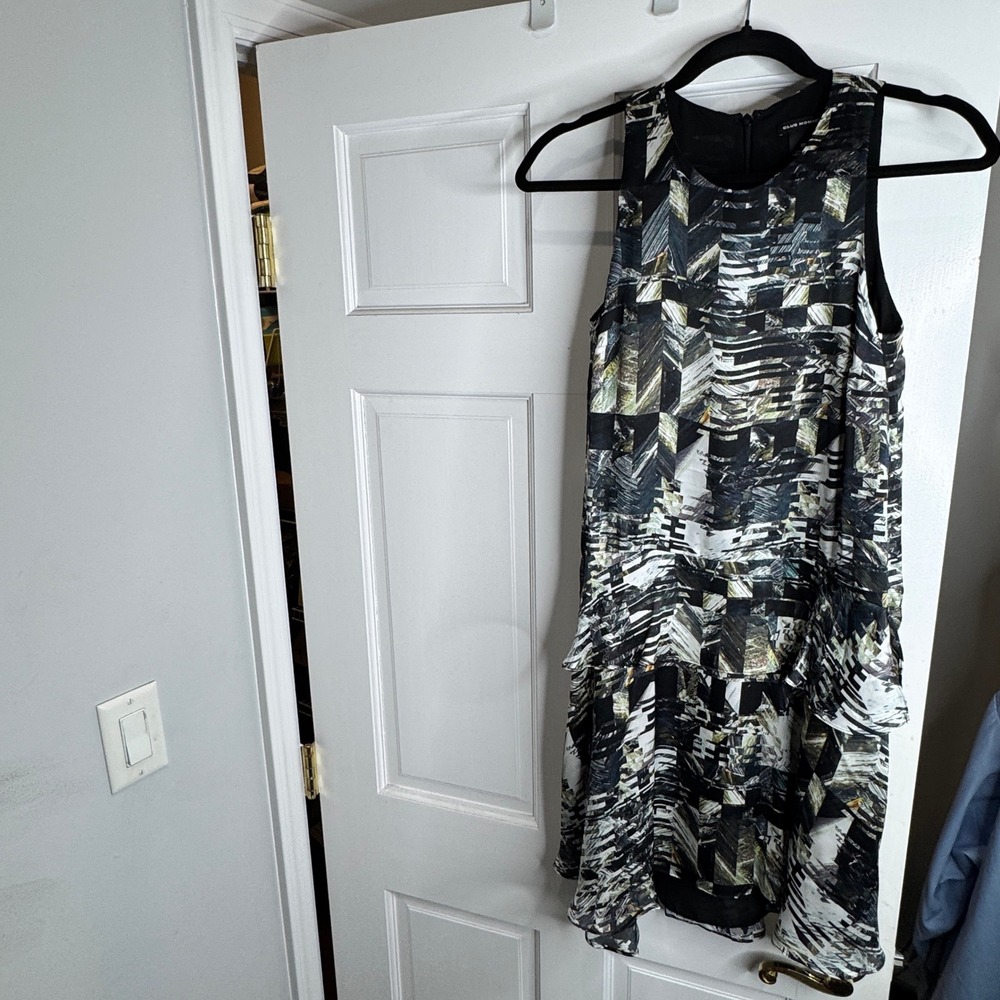 Club Monaco Dress 00‎ Sleeveless Abstract Geometric Print Tiered Asymmetrical
